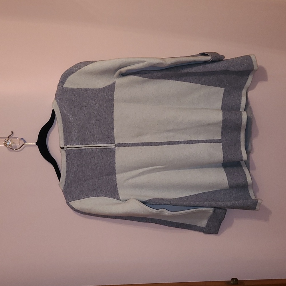 Max Studio Sweater - Picture 2 of 5